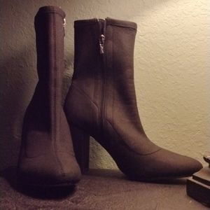 Jewel Badgley Mischka Women's Rena Shimmer Sock Boots Black Size 8.5